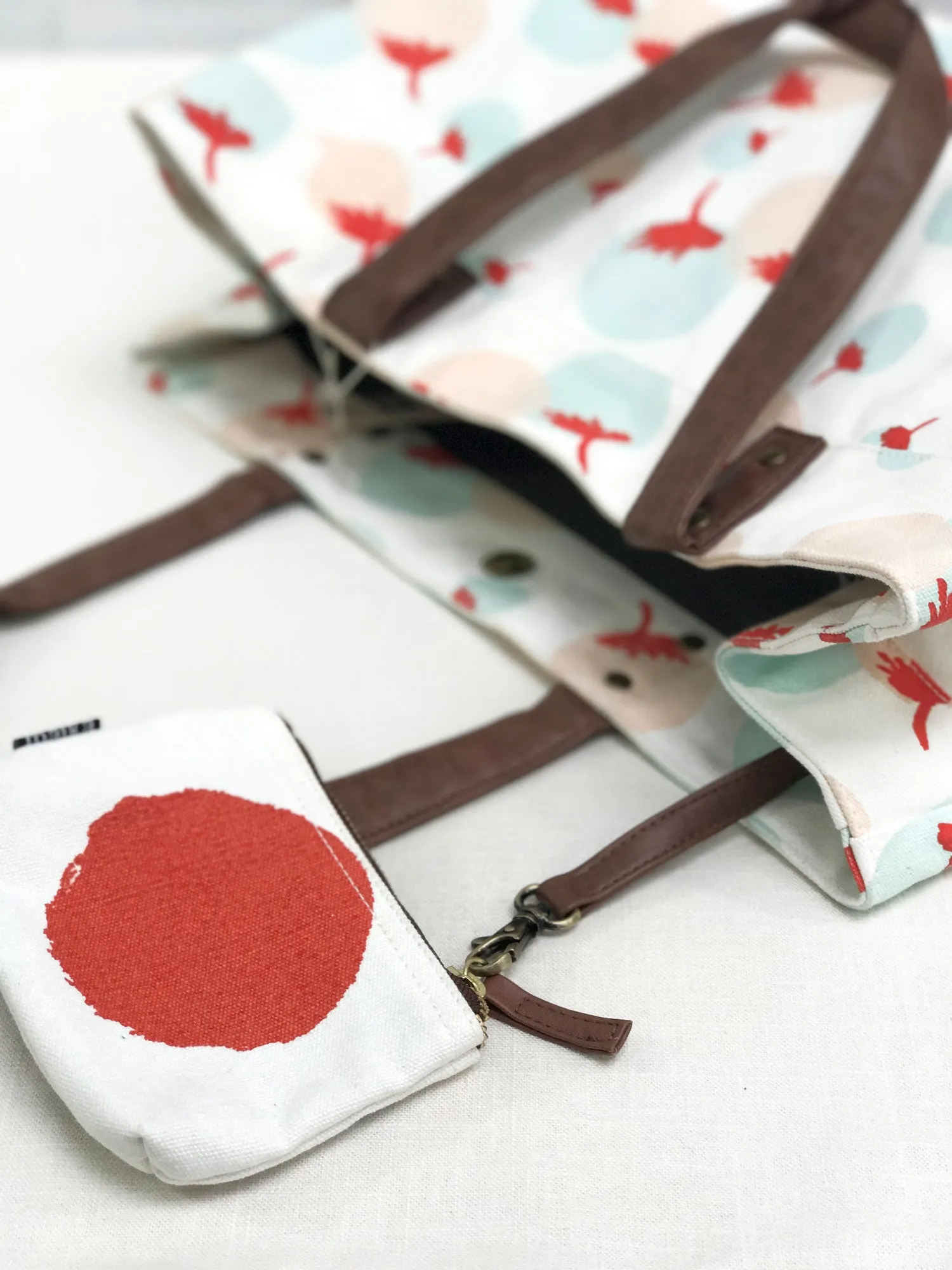 Carryall Tote - Flores