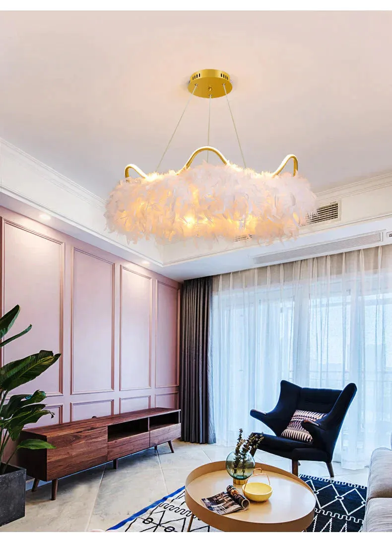 Warm Romantic Creative Crown Feather Lamp